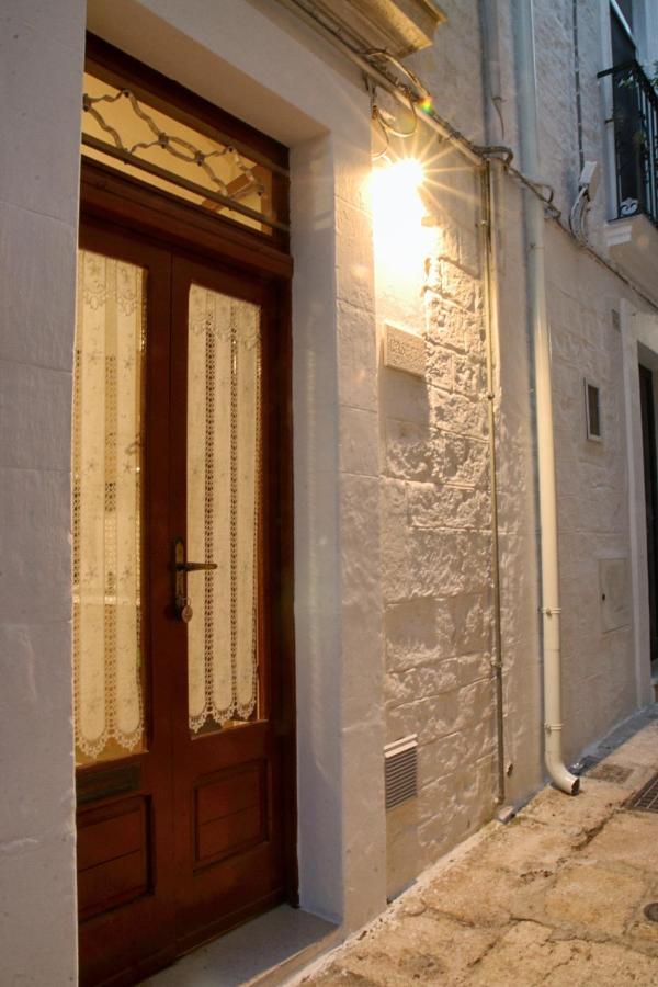 Casetta Nel Centro Storico Di Чистернино Экстерьер фото